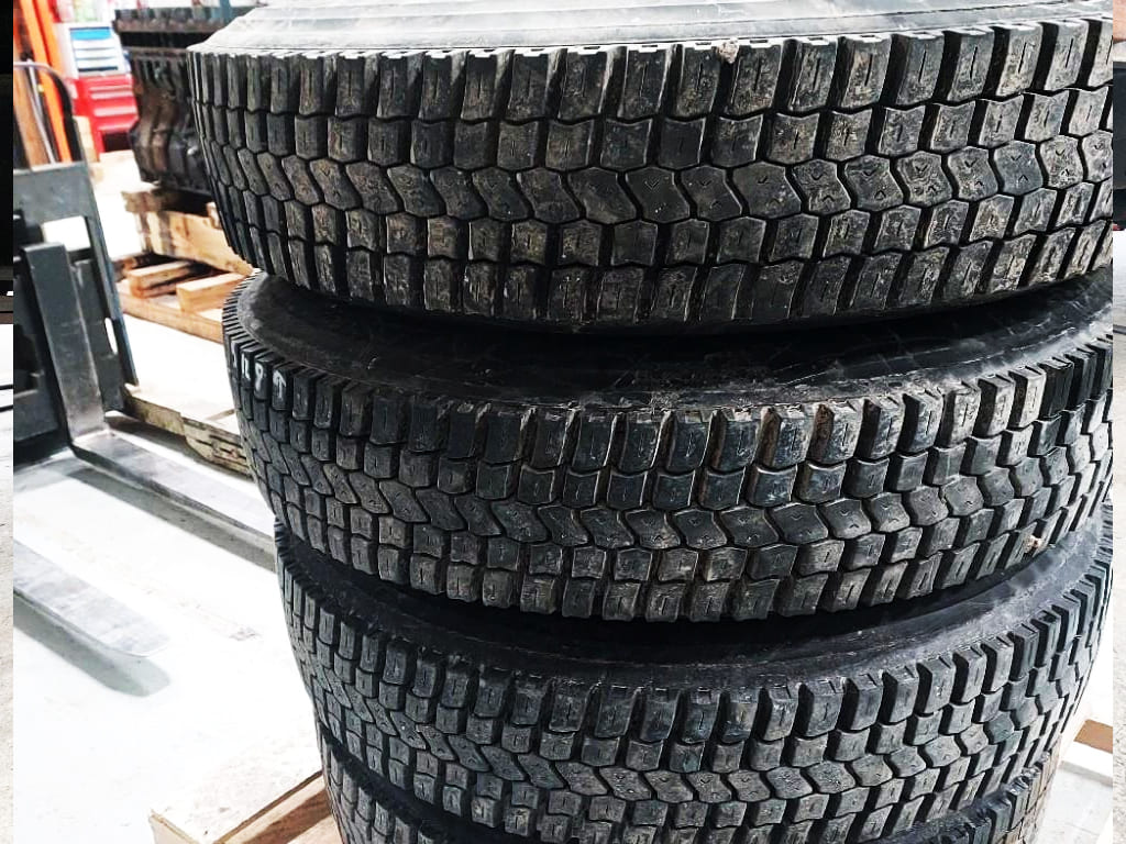Used Truck Tires Sales-JDS Tire INC Houston,Texas